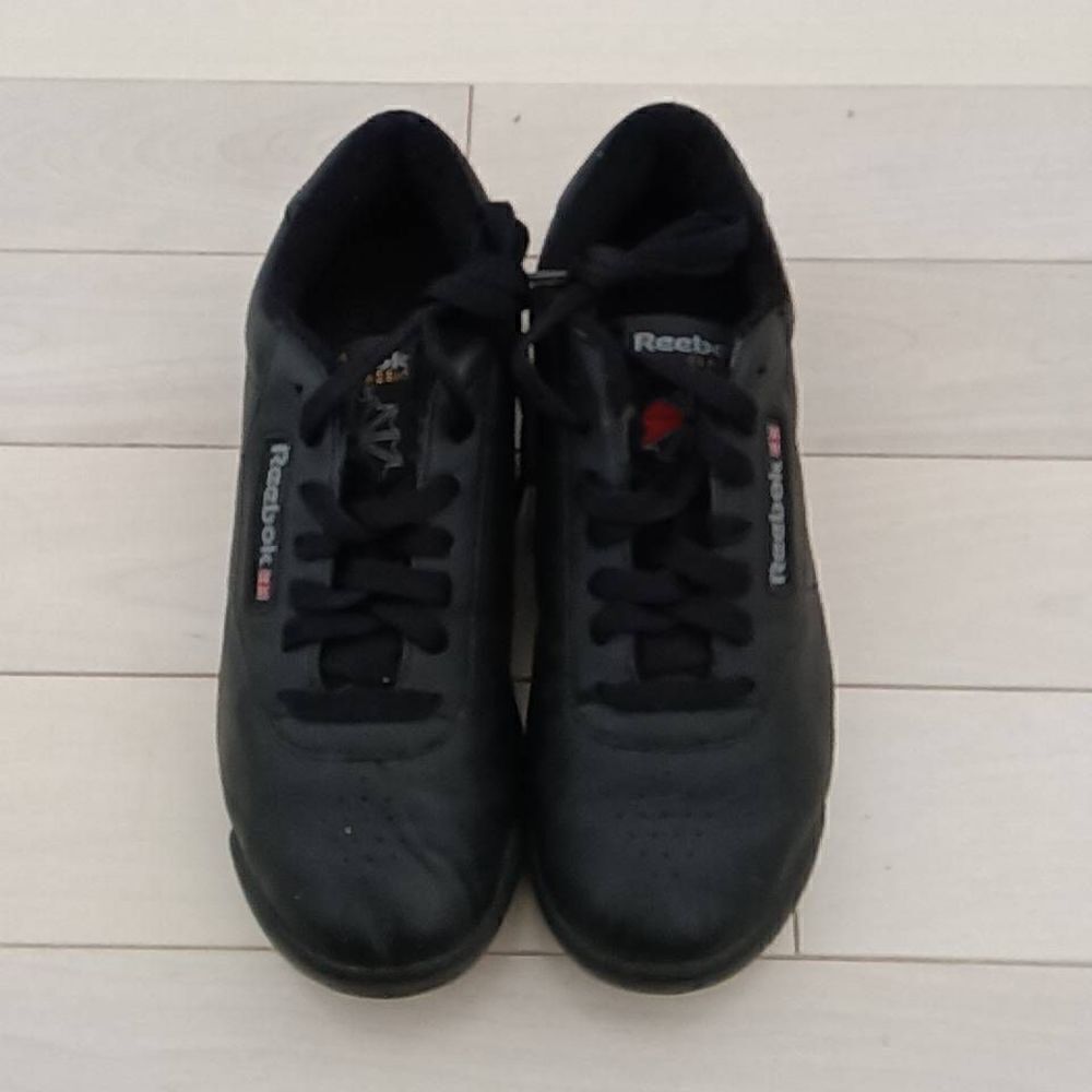 Reebok Women's Classic Princess Aerobics Low-Cut Sneakers Shoe, Black Size 7.5